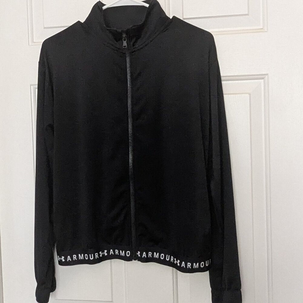 Under Armour  Women's Sweatshirt Full Zip Heatgear Size SM Black